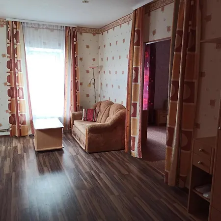 Central Hotel 2*