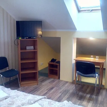 Hotel Central 2*