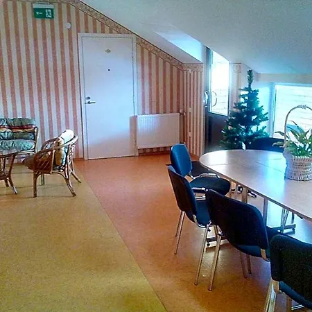 Central 2* Narva