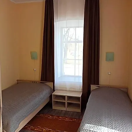 Central 2* Narva