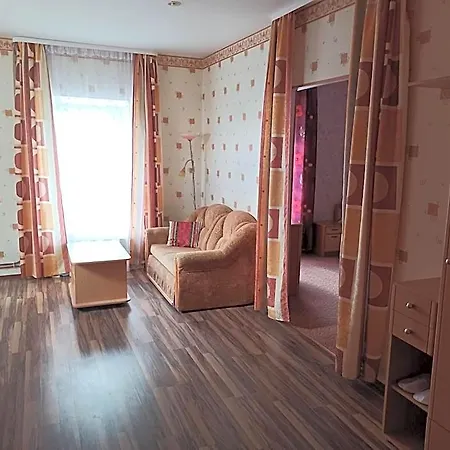 Central Hotel 2*